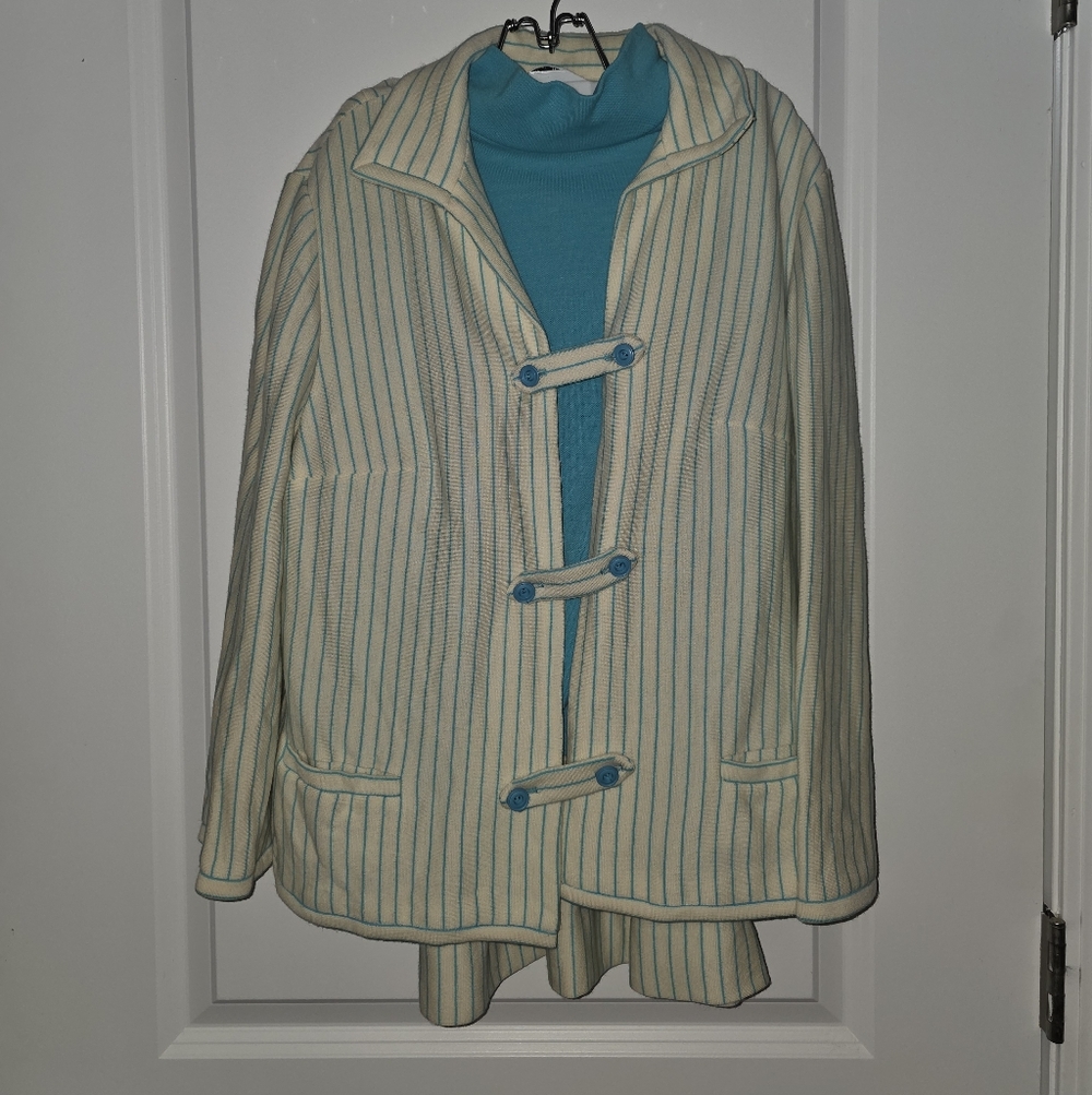 True Vintage 1960s Jackie O Style Skirt Suit